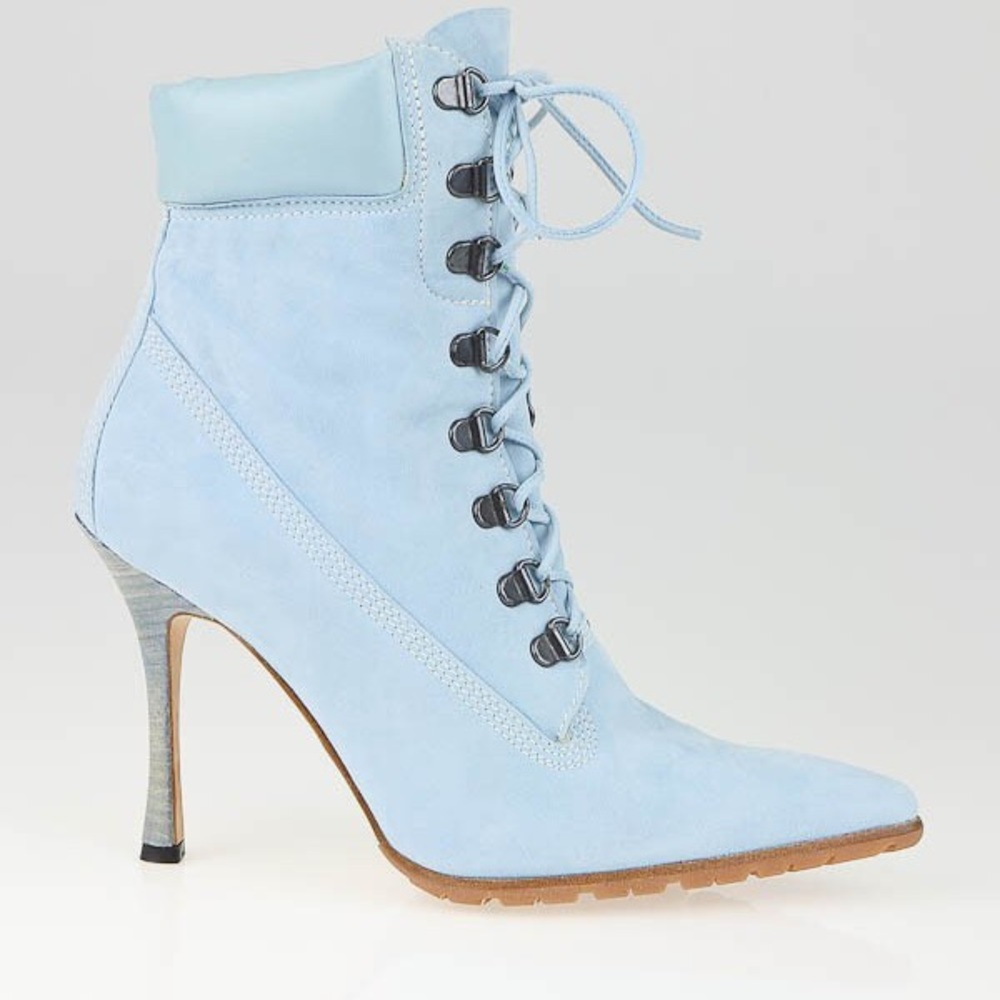 MANOLO BLAHNIK
Suede Utility Lace Up Boots